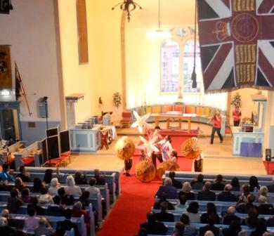 2015 Taiwan Youth Ambassadors showcase Taiwanese Hakka culture at Edinburgh Canongate Kirk.