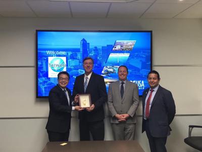 Director General Chou was invited to visit Jacksonville