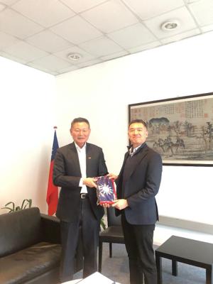 Director, Cultural Division of Taipei Representative Office in the UK visited the Taipei Representative Office in Denmark