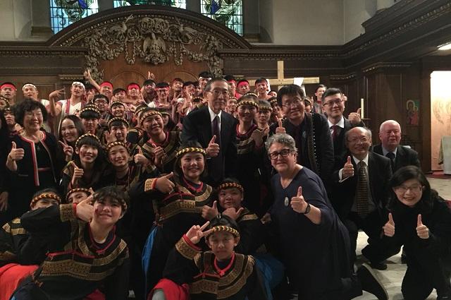 Taiwan Indigenous Youth Choir delights audiences on UK Tour